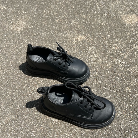 Zara Toddler Dress Shoes - Size 22 Euro - Picture 3 of 8